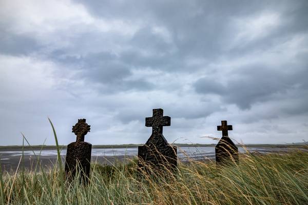 Aran Islands (Inishmore Graveyard)