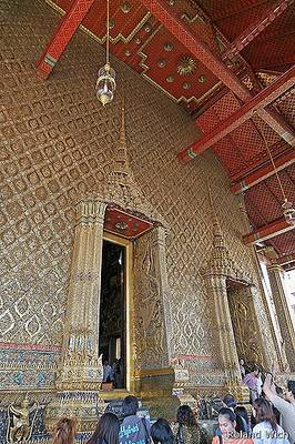 Bangkok - Wat Phra Kaew, Entrance to Temple of Emerald Buddha