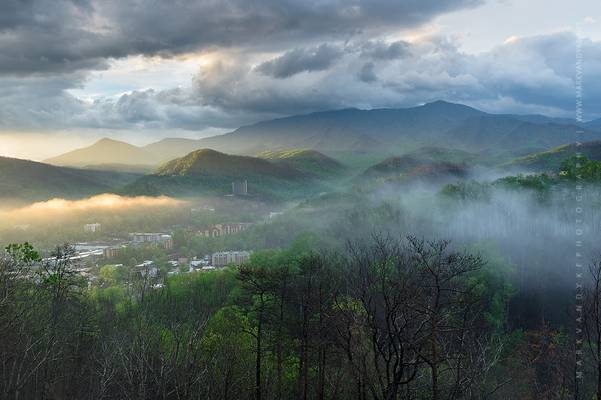 Gatlinburg Tennessee Great Smoky Mountain Town