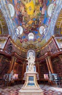 _MG_0703_web - The Prunksaal and Charles VI statue