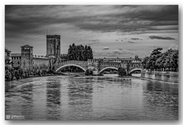 Ponte Scaligero, Verona