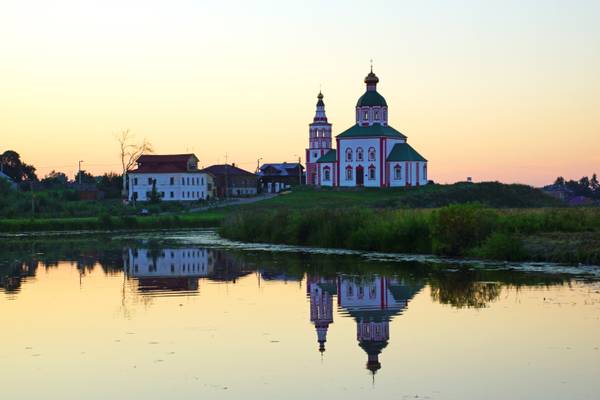Evening in Suzdal. Church of Ilya prophet