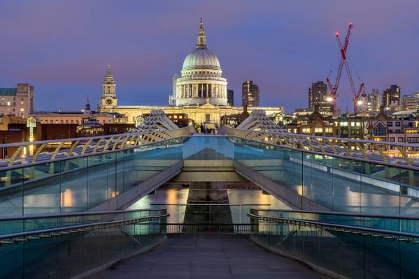 Millennium Bridge & St. Paul's Cathedral