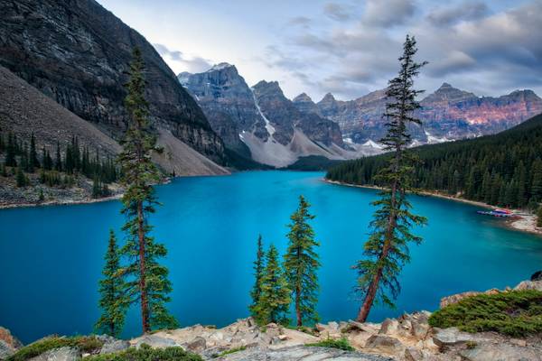 Beautiful Moraine Lake