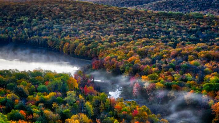 Fall Mist in the Porkies