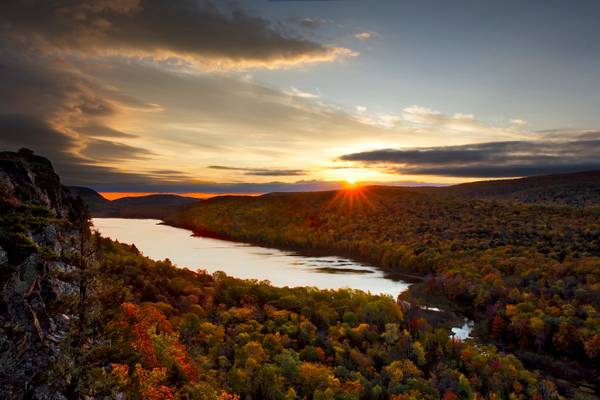 Sunrise at Lake of the Clouds