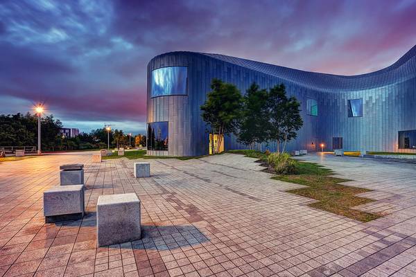 Riverside musuem in the twilight