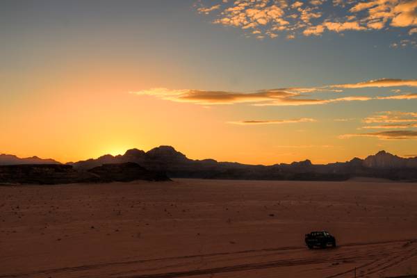 Beautiful Desert Sunset, Wadi Rum/Disah, Jordan
