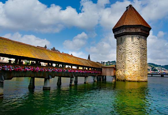 "Kapellbrücke (Chapel Bridge)" Lucerne Switzerland *