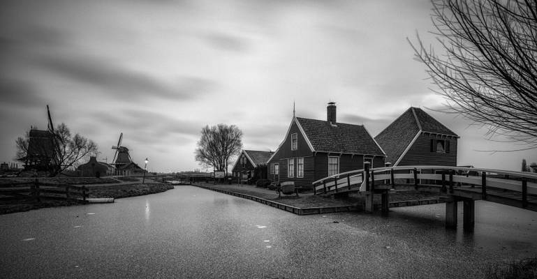 Zaanse winter B&W