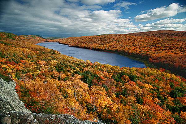 Lake of the Clouds