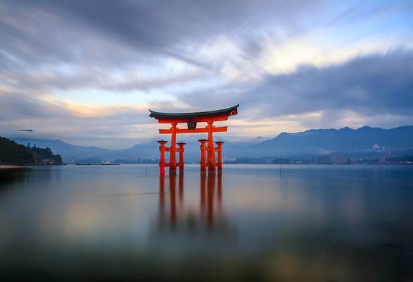 Itsukushima Shrine 嚴島神社