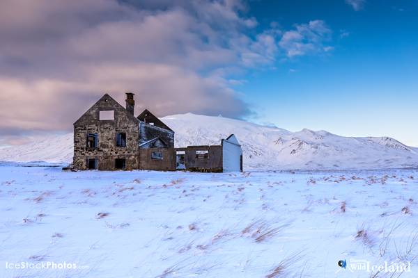 The Abandoned Farmhouse of Dagverðará at Snæfellsnes - #Iceland