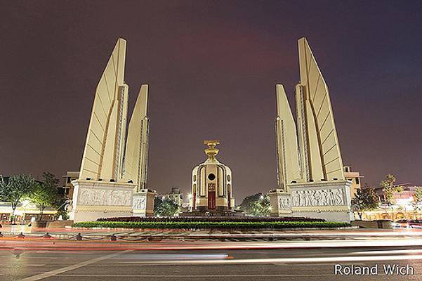 Bangkok - Democracy Monument