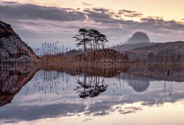 Sunrise, Loch Druim Suardalain, Assynt, Scotland