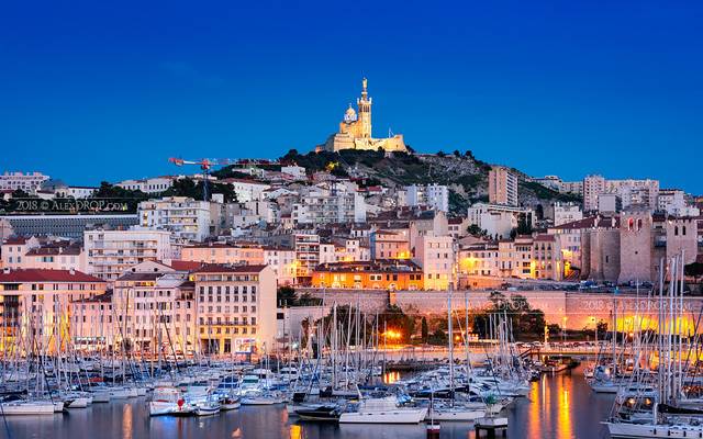 _DSC0974 - Notre-Dame de la Garde and Vieux-Port de Marseille blue hour