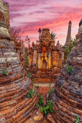 Shwe inn thein pagoda [MY]