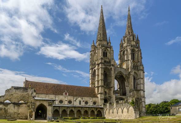 Soissons, abbey Saint-Jean-des-Vignes