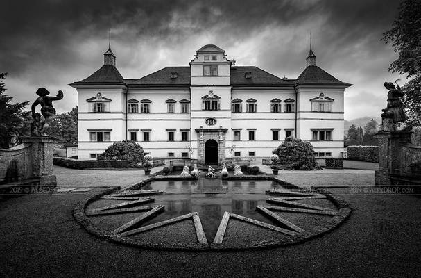 _DS14723 - Mansion "Hell(brunn)"