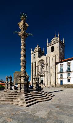 _DS16850 - The Pillory of Porto and The Porto Cathedral