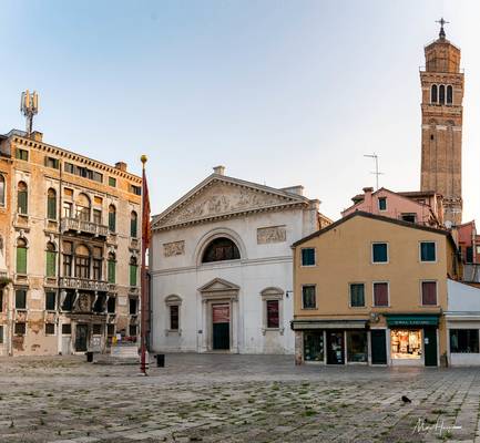 The leaning tower of Venice