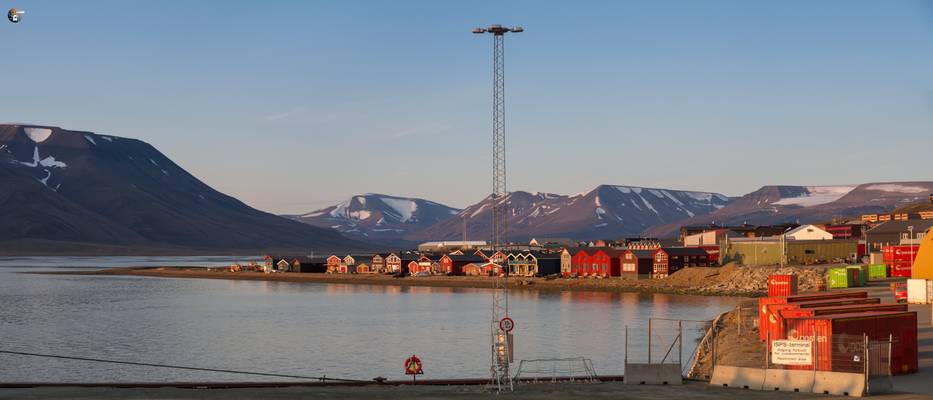 Longyearbyen by night