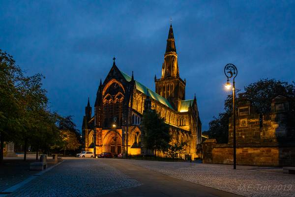 Glasgow cathedral @ twilight