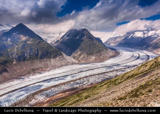 Switzerland - View over Impressive Aletsch Glacier / Aletschgletscher in Jungfrau-Aletsch Protected Area
