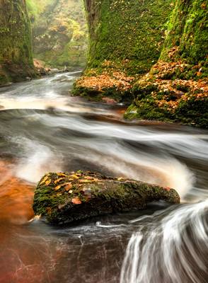 More devils, rivers & gorges