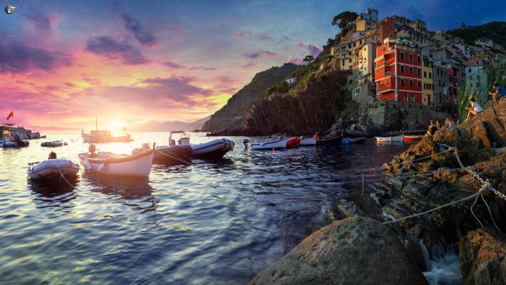 Sunset in Riomaggiore