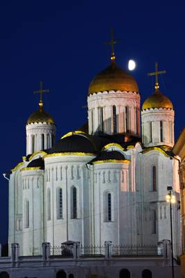 Vladimir by night. Assumption Cathedral