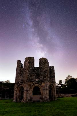 Mellifont Abbey under the stars