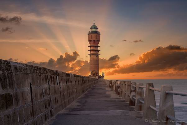 Phare du feu saint-Pol à Dunkerke