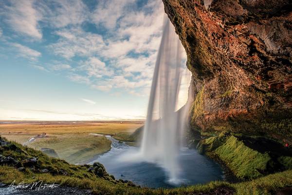 Seljalandsfoss (Iceland)