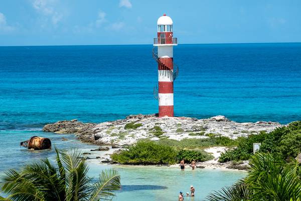 Faro (Lighthouse) at Punta Cancun