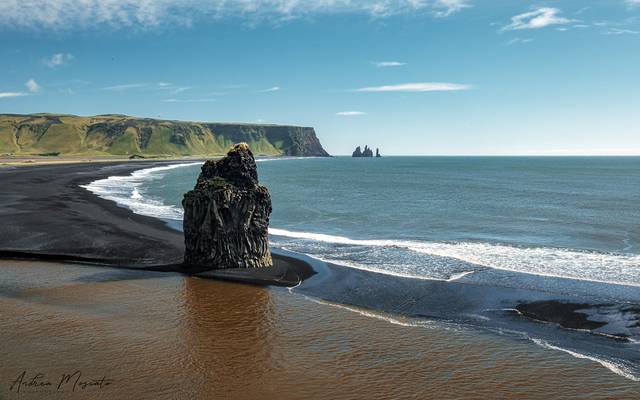 Arnardrangur - Reynisfjara Beach (Iceland)