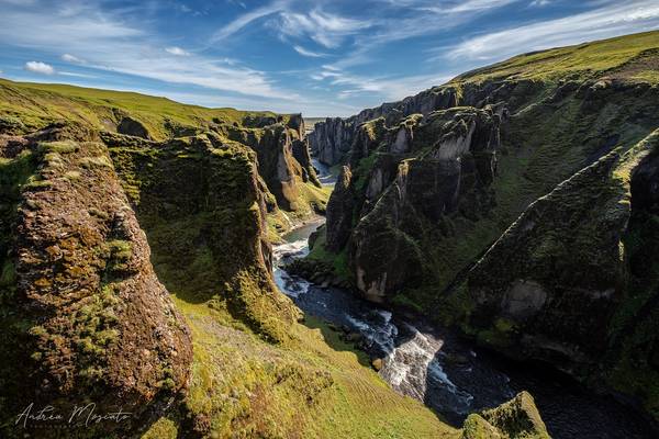 Fjaðrárgljúfur Canyon (Iceland)