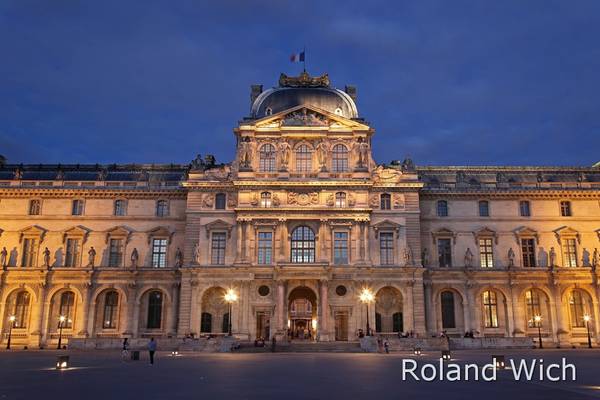 Paris - Louvre at dusk