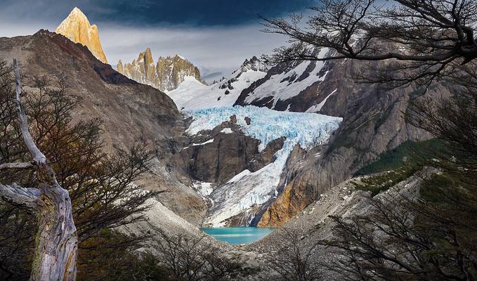 Fitz Roy & Piedras Blancas Glacier...