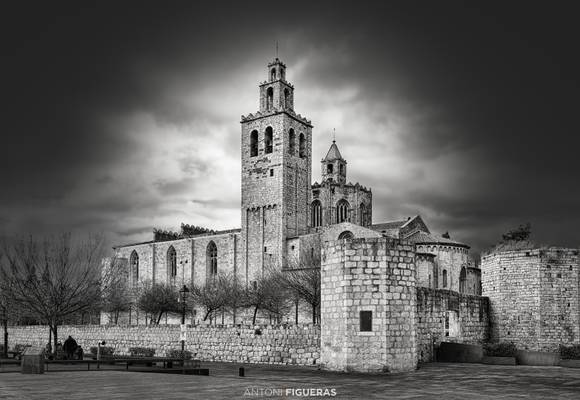 Sant Cugat del Vallès, Monastery