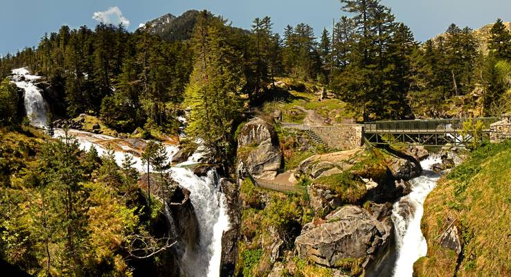 France - Pyrénées - les cascades du pont d'Espagne