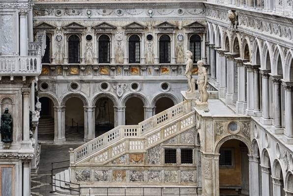 Italie - Venise -palais des Doges - l'escalier des Géants