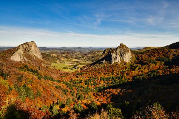 France - Auvergne - col de Guéry - roche Tuilière et roche Sanadoire