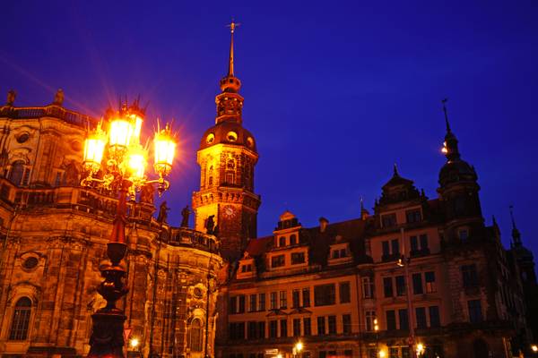 Dresden at the blue hour. Theaterplatz & Sophienstraße