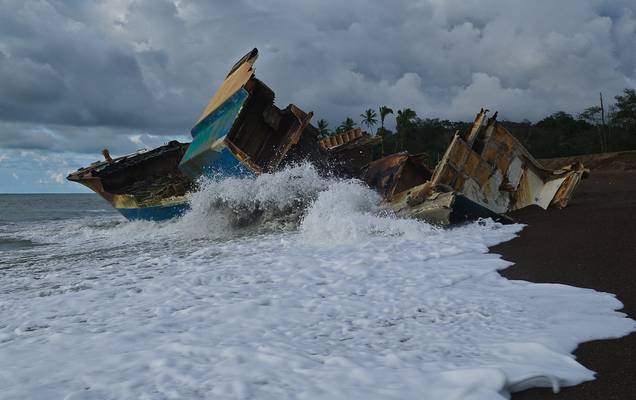 A shipwreck in Drake Bay