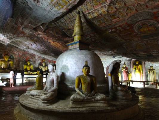 Golden temple, Dambulla, Sri Lanka - දඹුලු ලෙන් විහාරය, ශ්‍රී ලංකාව