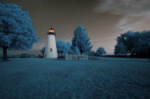 Lighthouse (IR)