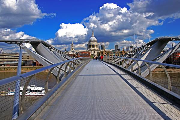 Millenium Bridge & St Paul, London