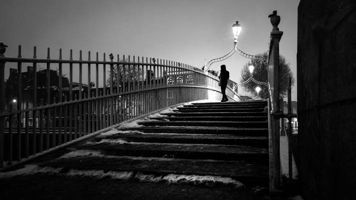 Snowy Ha'Penny Bridge - Dublin, Ireland - Black and white street photography
