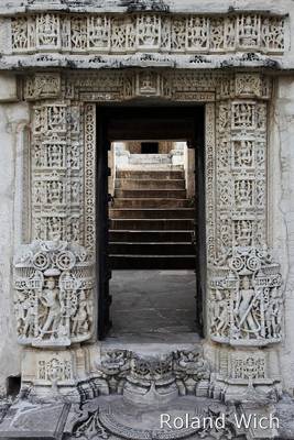 Ranakpur - Parshvanatha Temple